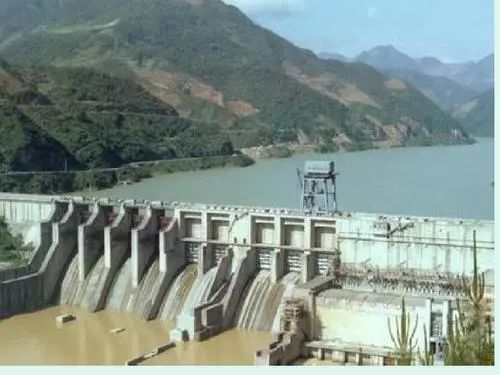 中國電氣裝備：定格歷史記憶(圖7)