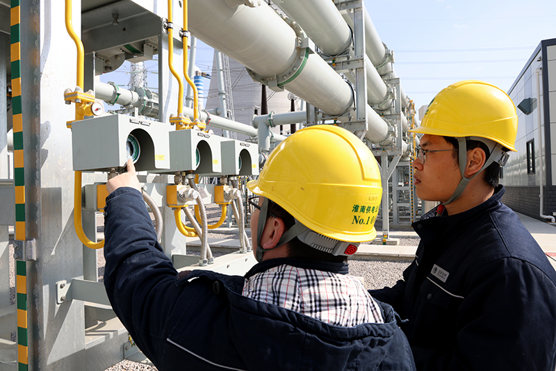 新春走基層丨電力“心臟”的青春守護者(圖1)